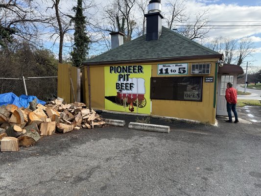 Pioneer Pit Beef by null