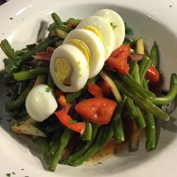 Il Pranzetto - Nicoise salad - Pizza Near Me - Laval, Quebec Il Pranzetto - Nicoise salad - Pizza Near Me - Laval, Quebec