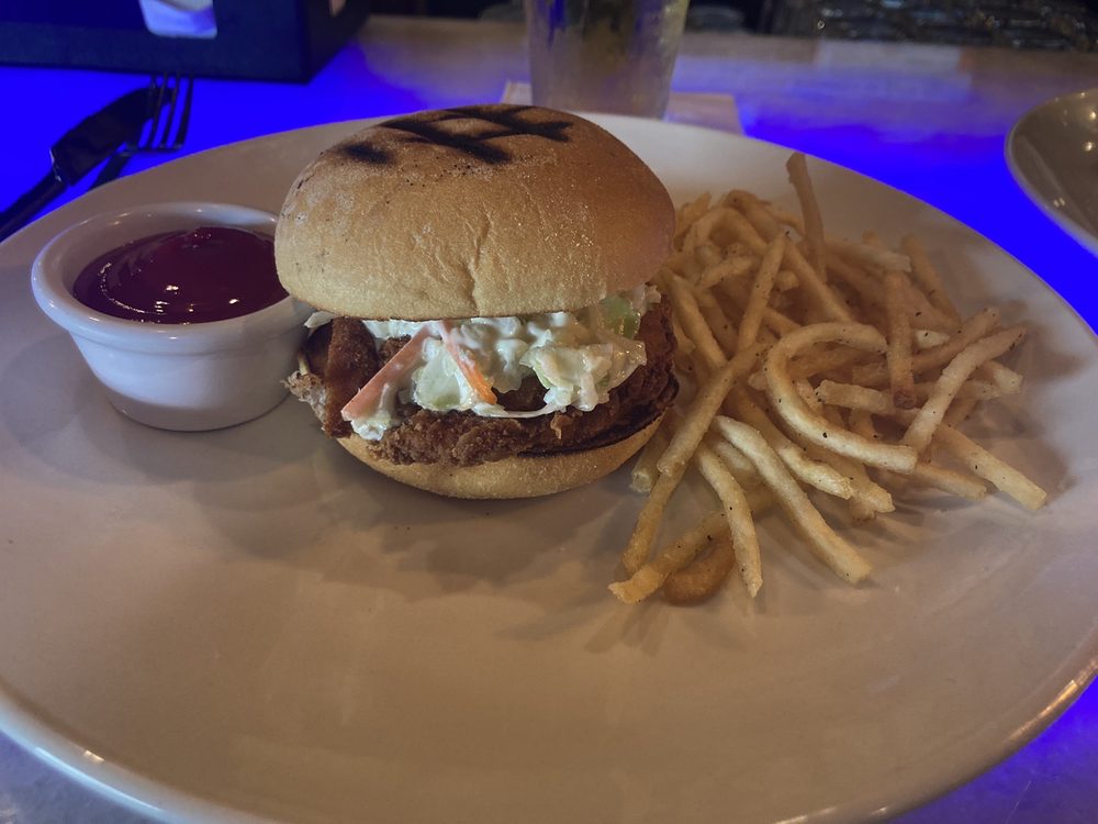 BARREL HOUSE KITCHEN + BAR 19 Photos & 16 Reviews 1927 S Tourist Dr