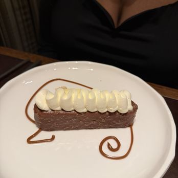 NoMI - Caramel Candy Bar! - Bars Near Me - Chicago, Illinois NoMI - Caramel Candy Bar! - Bars Near Me - Chicago, Illinois