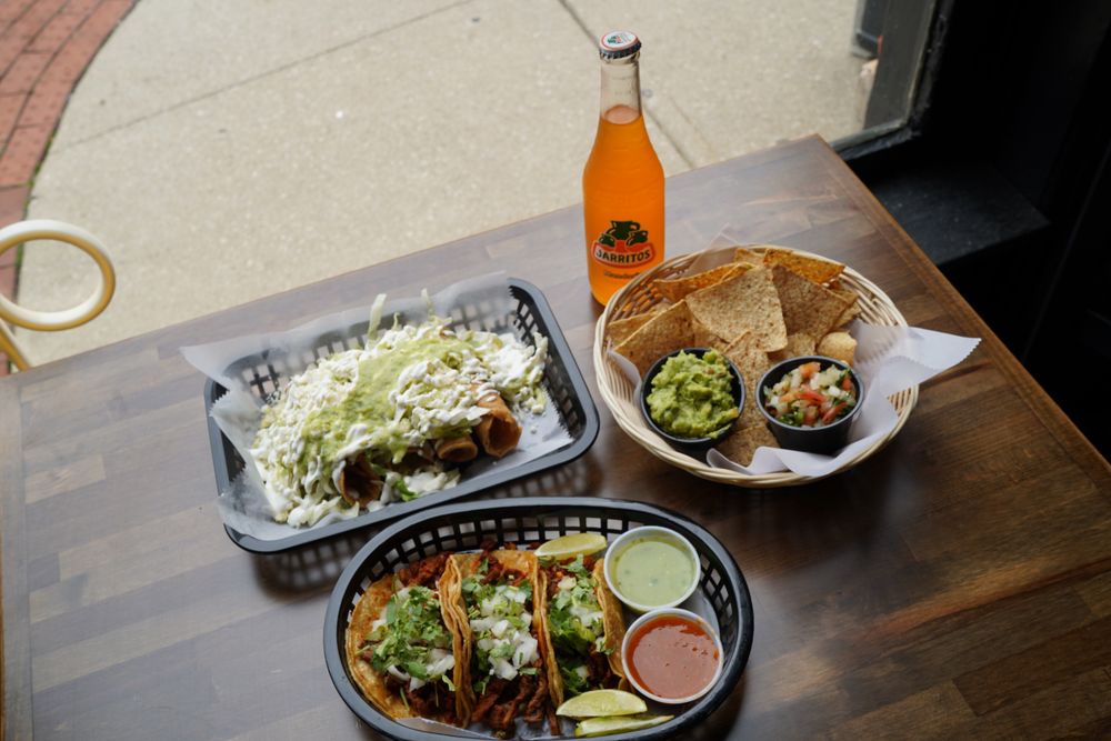 Old Town Marketplace Logo