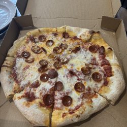 Pizza pepperoni 14"