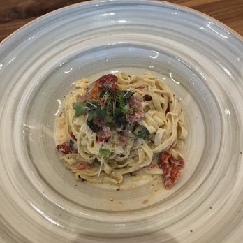 Andare Kitchen & Bar - Linguini shrimp scampi | tomatoes | garlic | herbs | lemon | butter - Pizza Near Me - Seattle, Washington
