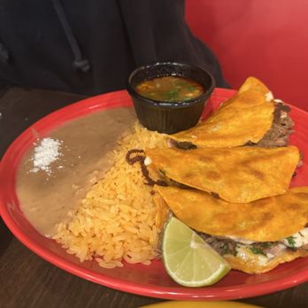 El Rincon Zacatecano - Quesabirrias - Mexican Near Me - Manchester, New Hampshire