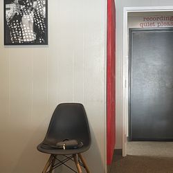 5th Street Studio - Waiting room
