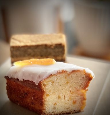 Mitten Sweets & Coffee by null