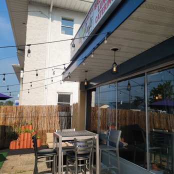 Estimes Cafe - Breakfast & Brunch Near Me - Colonia, New Jersey