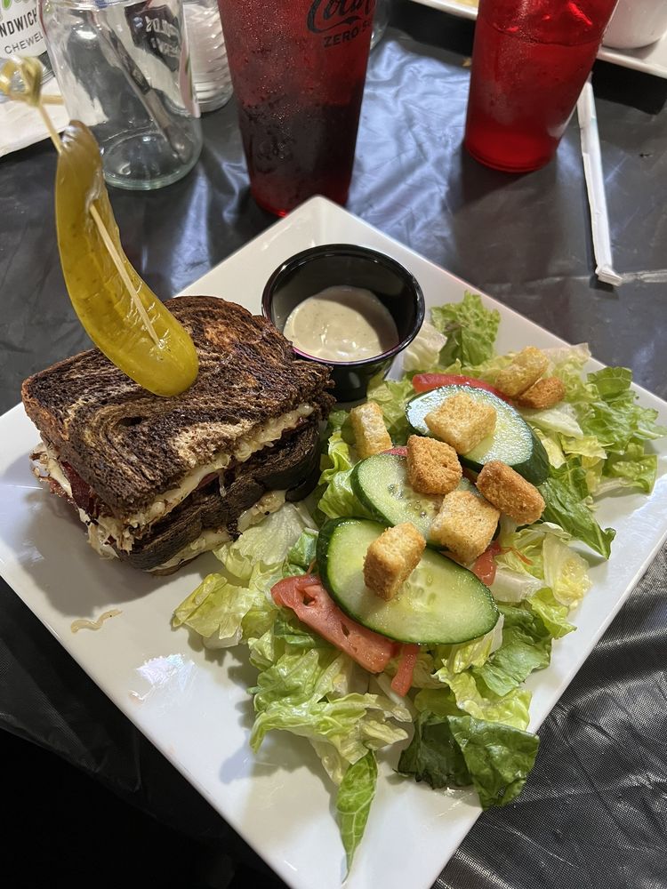 ANDIE’S SANDWICHES & SPORTS 10 Reviews 207 E Main Ave, Chewelah