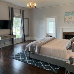 The Foxtail Estate - Thomspon Suite