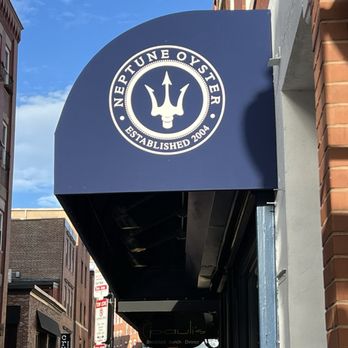 Neptune Oyster - A must visit! - Seafood Near Me - Boston, Massachusetts Neptune Oyster - A must visit! - Seafood Near Me - Boston, Massachusetts