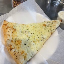 White pizza White pizza
