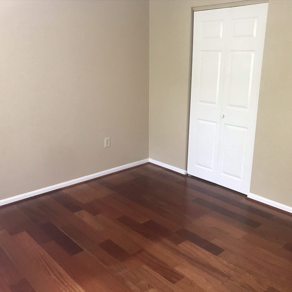 Empty condo! Empty condo!