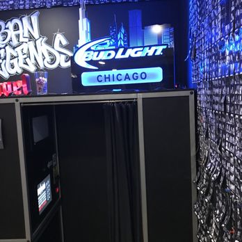 Burger Bar Chicago - Burgers Near Me - Chicago, Illinois