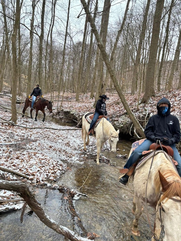 Havens Hideout Ranch - equestrian in Coraopolis, PA