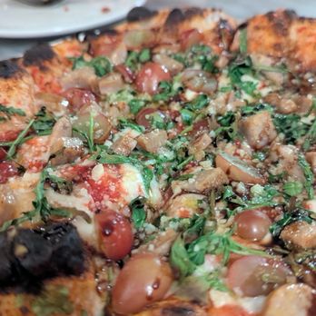 Hearth &Table - Pizza Near Me - Lincoln City, Oregon Hearth &Table - Pizza Near Me - Lincoln City, Oregon