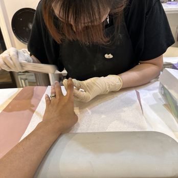 Colome Nails - Nail Salons Near Me - New York, New York