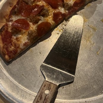 Piggie Pies Pizza - Sausage and pepperoni pizza - Pizza Near Me - Dallas, Texas