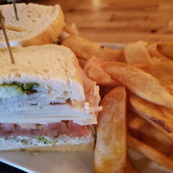 Prohibition - Turkey bacon avocado sandwich and fries - Cocktail Bars Near Me - Murray, Utah