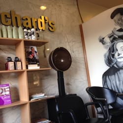 Richard's Hair World - Waiting area