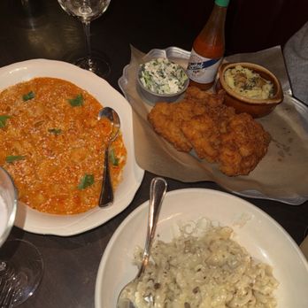 Trivoli Tavern - Vodka Rigatoni, Truffle Mafaldine, Crispy Fried Chicken - American Near Me - Chicago, Illinois Trivoli Tavern - Vodka Rigatoni, Truffle Mafaldine, Crispy Fried Chicken - American Near Me - Chicago, Illinois