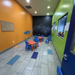 Water Wings Swim School - Summerlin - Kid place area