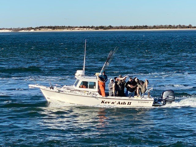 LBI Charters Logo