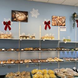 Family Baking - Bakery