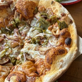 Frontager's Pizza - Pizza Near Me - Pacific Beach, Washington
