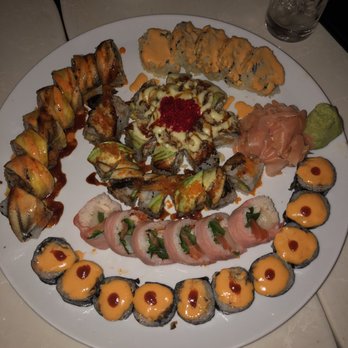 Friends Sushi - Sushi Bars Near Me - Chicago, Illinois