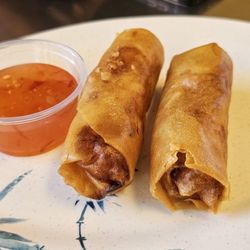Shrimp egg rolls