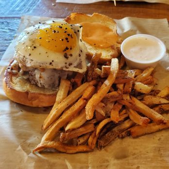 Bacon Bourbon And Beer - Farmhouse burger - American Near Me - Washington, Pennsylvania Bacon Bourbon And Beer - Farmhouse burger - American Near Me - Washington, Pennsylvania