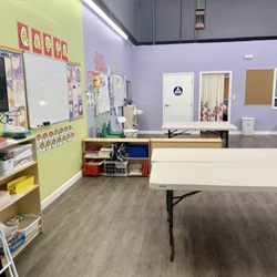 Challenge School - Chinese immersion after school classroom