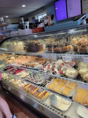 Aldo's Bakery by null