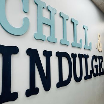 Chill Ice Cream - Inside - Ice Cream & Frozen Yogurt Near Me - Akron, Ohio
