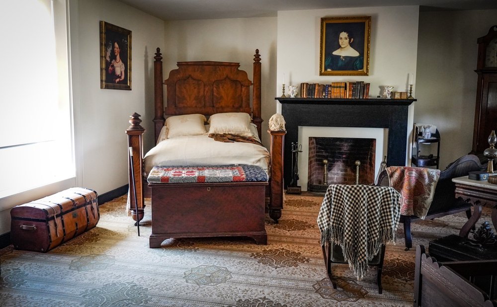 MCLEAN HOUSE Updated May 2024 50 Photos 111 National Park Dr