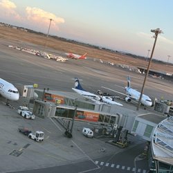 Aéroport de Lyon Saint-Exupéry