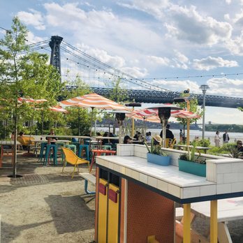 Domino Park - Parks Near Me - Brooklyn, New York