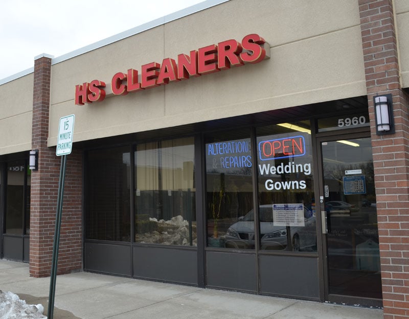 HARVARD SQUARE CLEANERS Updated October 2024 5960 N Sheldon Rd