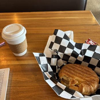 Eat n' Run Cafe - Flagstaff Fog and croissant breakfast sandwich - Sandwiches Near Me - Flagstaff, Arizona Eat n' Run Cafe - Flagstaff Fog and croissant breakfast sandwich - Sandwiches Near Me - Flagstaff, Arizona