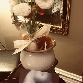Fig Wax Studio - We like to keep it sweet and pretty. - Skin Care Near Me - San Francisco, California Fig Wax Studio - We like to keep it sweet and pretty. - Skin Care Near Me - San Francisco, California