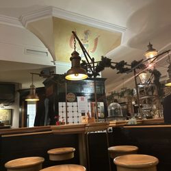 Zum Leupold - Main bar at Zum Leopold