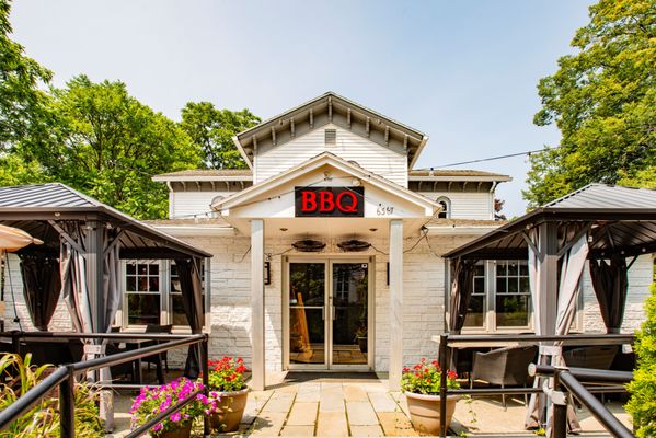 Smoky Rock BBQ by null