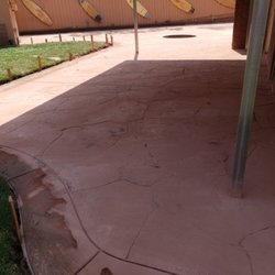 Gladys Lopez & Family landscaping & Maintenance - Stamp concrete
