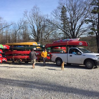 Buffalo River Canoes - Gearing up for a busy day!! - Vacation Rental Agents Near Me - Jasper, Arkansas