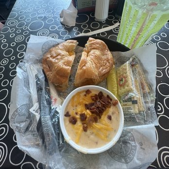 Chicken Salad Chick - Sandwiches Near Me - Lake Mary, Florida