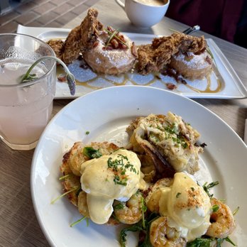 Great Maple - Cajun Shrimp Biscuit Benedict Fried Chicken & Doughnuts Lavender lemonade Double shot latte - New American Near Me - Newport Beach, California Great Maple - Cajun Shrimp Biscuit Benedict Fried Chicken & Doughnuts Lavender lemonade Double shot latte - New American Near Me - Newport Beach, California