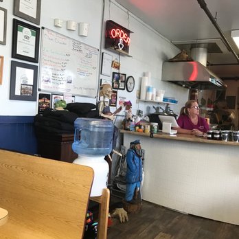 Captain Bob's Chowder - Order area. - Seafood Near Me - Long Beach, Washington Captain Bob's Chowder - Order area. - Seafood Near Me - Long Beach, Washington