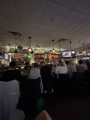 Murray's Tavern by null