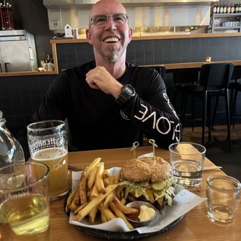 Road Trip - Burgers Near Me - Guerneville, California Road Trip - Burgers Near Me - Guerneville, California