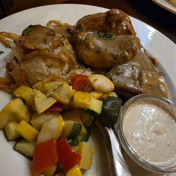Elephant & Castle - Sunday dinner - British Near Me - Washington, DC, District of Columbia